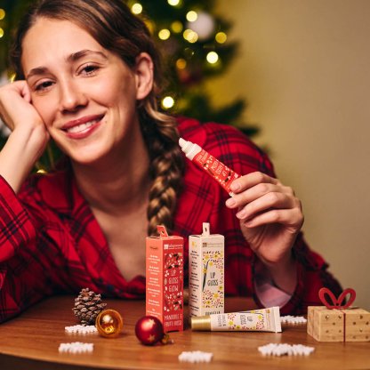Brillo de labios Glow - Almendras y Frutos Rojos
